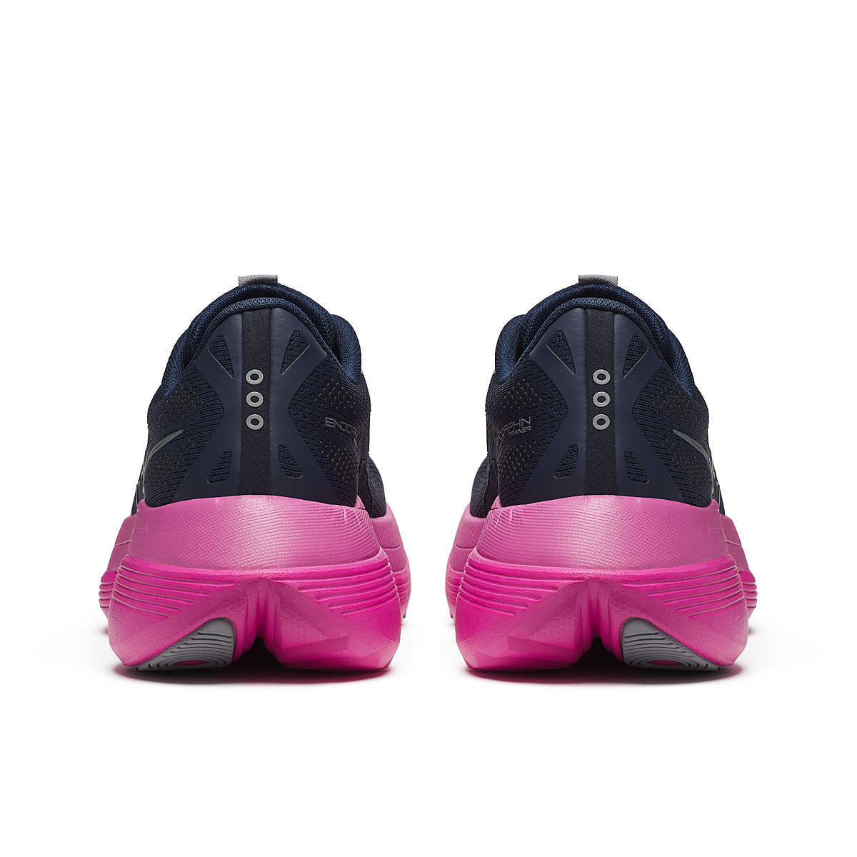 Saucony Endorphin Trainer vue latérale – chaussure running propulsion
Semelle SpeedRoll de la Saucony Endorphin Trainer – amorti haute performance