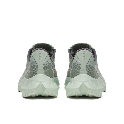 Endorphin Pro 4 iceberg carbon portée – basket compétition légère et rapide