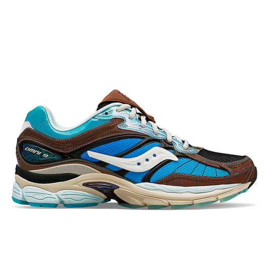 Vue latérale Foot Patrol x ProGrid Omni 9 Bleu Marron