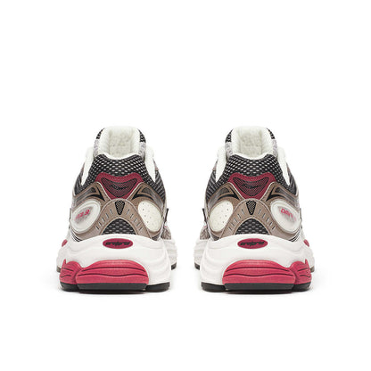 ProGrid Omni 9 OG Marron Rouge portée – silhouette trail rétro