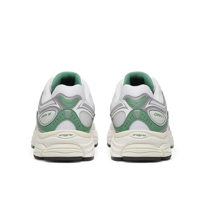 Progrid Ivory Green portée – look streetwear naturel
