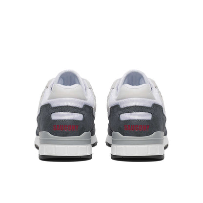 Shadow 5000 Blanc Gris portée – style rétro sobre